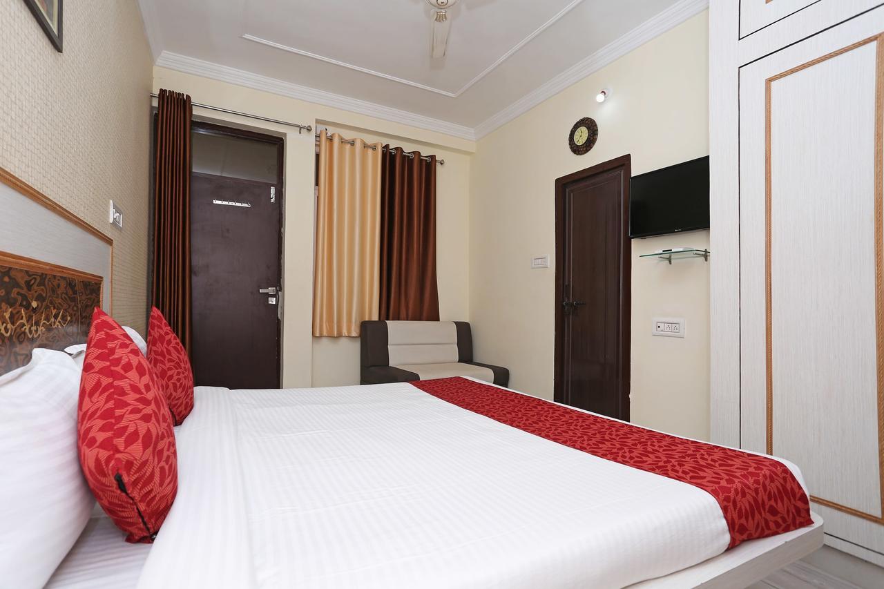 Oyo 10104 Radhika Resort Kota  Luaran gambar