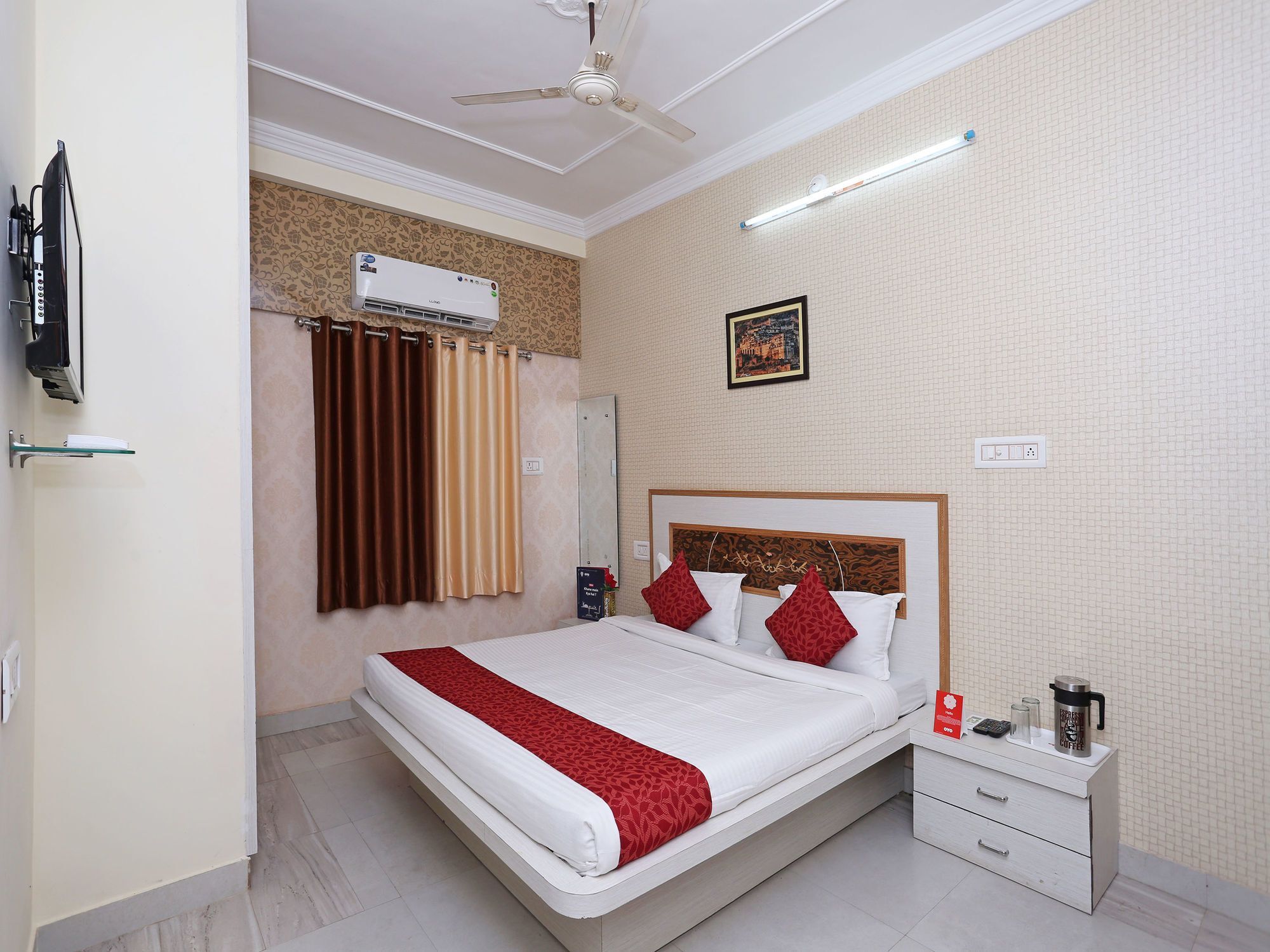 Oyo 10104 Radhika Resort Kota  Luaran gambar
