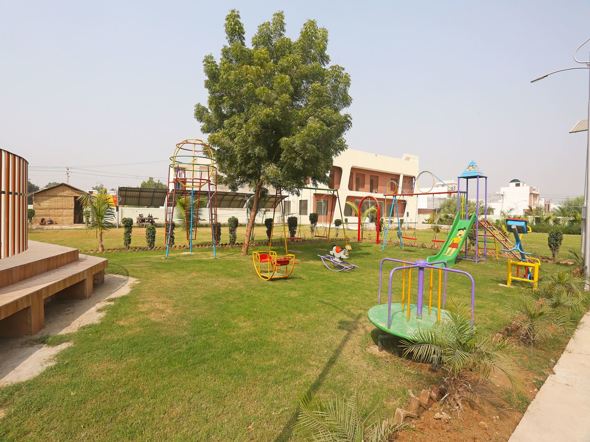 Oyo 10104 Radhika Resort Kota  Luaran gambar